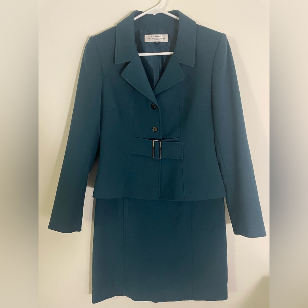 Tahari Arthur S. Levine Petite Women's Suit Set | Deep Teal | Size 4 p